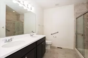 126 Abbott Ct, Bartlett, IL 60103 - Photo 16