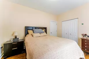 5500 N Glenwood Ave, Chicago, IL 60640 - Photo 12