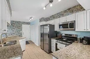 9038 Delphia Ave, Des Plaines, IL 60016 - Photo 12