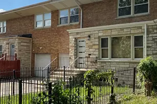 2646 E 77th St, Chicago, IL 60649 - Photo 6