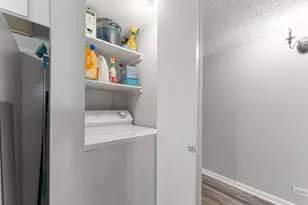 14524 Walden Ct, Oak Forest, IL 60452 - Photo 8