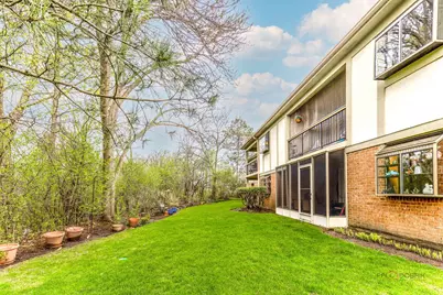 930 Ivy Lane #D, Deerfield, IL 60015 - Photo 22