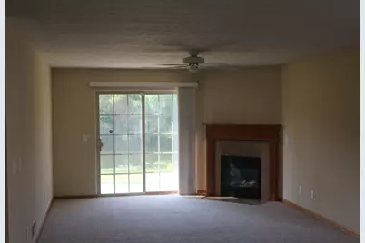 174 Penny Lane #0, Sycamore, IL 60178 - Photo 4