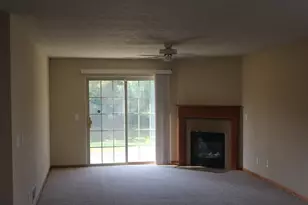 174 Penny Ln, Sycamore, IL 60178 - Photo 4