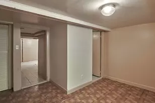 1506 W Victoria St, Chicago, IL 60660 - Photo 26
