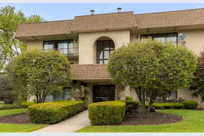 7426 W 153rd Street #1, Orland Park, IL 60462 - Photo 2