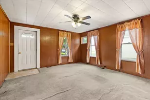 604 N Monroe St, Streator, IL 61364 - Photo 6