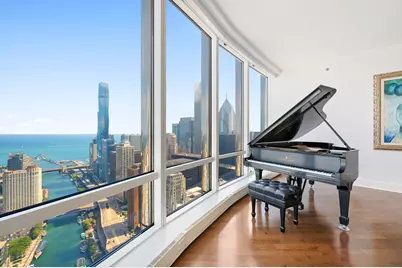 401 N Wabash Avenue #44A, Chicago, IL 60611 - Photo 2