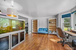 143 N Center St, Bensenville, IL 60106 - Photo 4