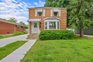 143 N Center St, Bensenville, IL 60106 - Photo 1