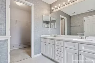 751 S Jade Ln, Round Lake, IL 60073 - Photo 24