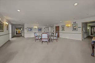 29 Hunt Club Dr, Saint Charles, IL 60174 - Photo 2