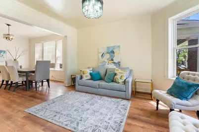 5725 S Wolcott Avenue, Chicago, IL 60636 - Photo 2