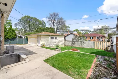 417 N Prospect Manor Avenue, Mount Prospect, IL 60056 - Photo 32