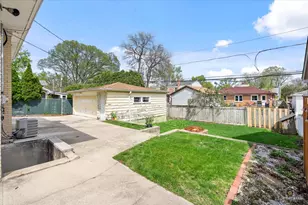 417 N Prospect Manor Ave, Mount Prospect, IL 60056 - Photo 32