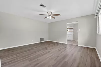 2559 Garden Court, Joliet, IL 60435 - Photo 2