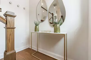 3814 N Greenview Ave, Chicago, IL 60613 - Photo 2