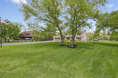 7 Sorrel Court, Lemont, IL 60439 - Photo 2