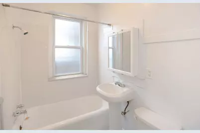 5139 W Windsor Avenue #2W, Chicago, IL 60630 - Photo 6