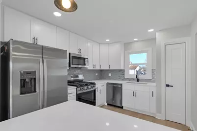 17720 Winston Drive, Country Club Hills, IL 60478 - Photo 12