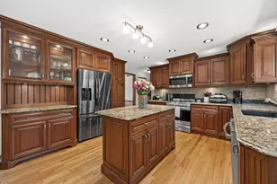 452 Windsor Dr, Oswego, IL 60543 - Photo 12