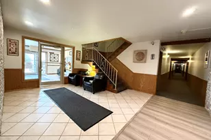 650 Murray Ln, Des Plaines, IL 60016 - Photo 6