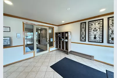 650 Murray Lane #416, Des Plaines, IL 60016 - Photo 4