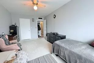 650 Murray Ln, Des Plaines, IL 60016 - Photo 14