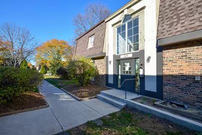 869 Trace Drive #104, Buffalo Grove, IL 60089 - Photo 1