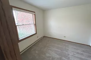 1345 Cunat Ct, Lake in the Hills, IL 60156 - Photo 10