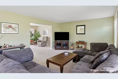 6820 Ayre Drive, McHenry, IL 60050 - Photo 14
