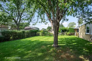 7811 W Winnemac Ave, Norridge, IL 60706 - Photo 10