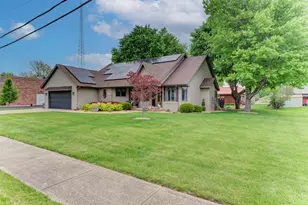 104 N Cedar St, Gardner, IL 60424 - Photo 2