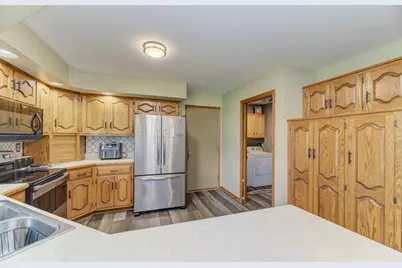 104 N Cedar Street, Gardner, IL 60424 - Photo 12