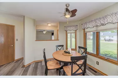 104 N Cedar Street, Gardner, IL 60424 - Photo 10