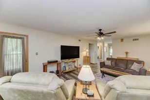 104 N Cedar St, Gardner, IL 60424 - Photo 18