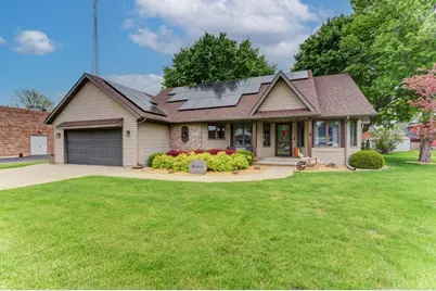 104 N Cedar Street, Gardner, IL 60424 - Photo 1