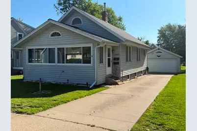 2345 Dunham Street, Clinton, IA 52732 - Photo 1