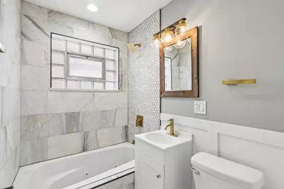 9023 S Oglesby Avenue, Chicago, IL 60617 - Photo 10