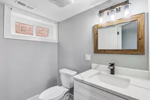 9023 S Oglesby Ave, Chicago, IL 60617 - Photo 12