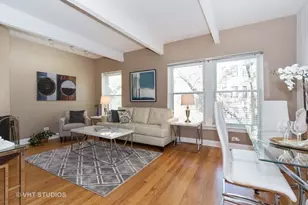 1954 N Cleveland Ave, Chicago, IL 60614 - Photo 2