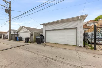 2831 N Kildare Avenue, Chicago, IL 60641 - Photo 22