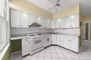 2831 N Kildare Ave, Chicago, IL 60641 - Photo 12