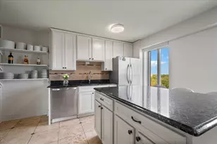 6833 N Kedzie Ave, Chicago, IL 60645 - Photo 12