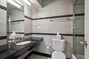 6833 N Kedzie Ave, Chicago, IL 60645 - Photo 24