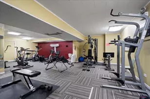 6833 N Kedzie Ave, Chicago, IL 60645 - Photo 30