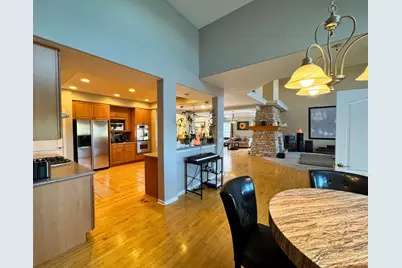 3805 Gladstone Drive, Naperville, IL 60565 - Photo 32