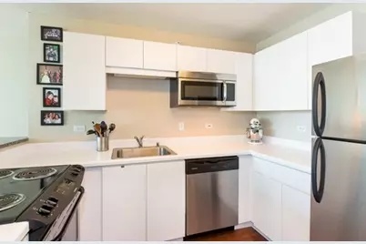 2 E Erie Street #3801, Chicago, IL 60611 - Photo 8