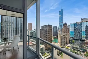 240 E Illinois St, Chicago, IL 60611 - Photo 8