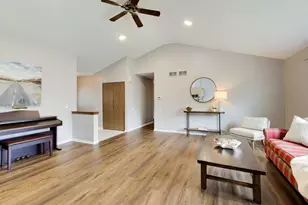 1378 Belle Haven Dr, Grayslake, IL 60030 - Photo 10